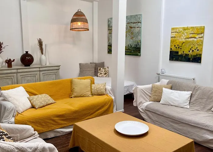 Villa Artist's - & Private Courtyard - 200m2