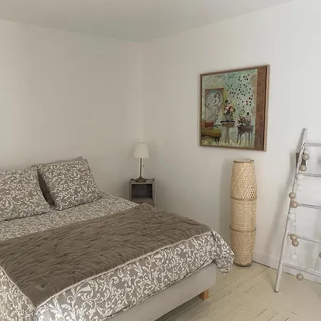 וילה Artist's - & Private Courtyard - 200m2 *