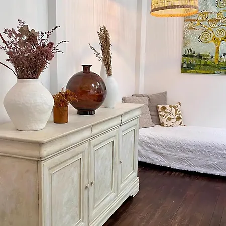 Artist's - & Private Courtyard - 200m2 * Paryż