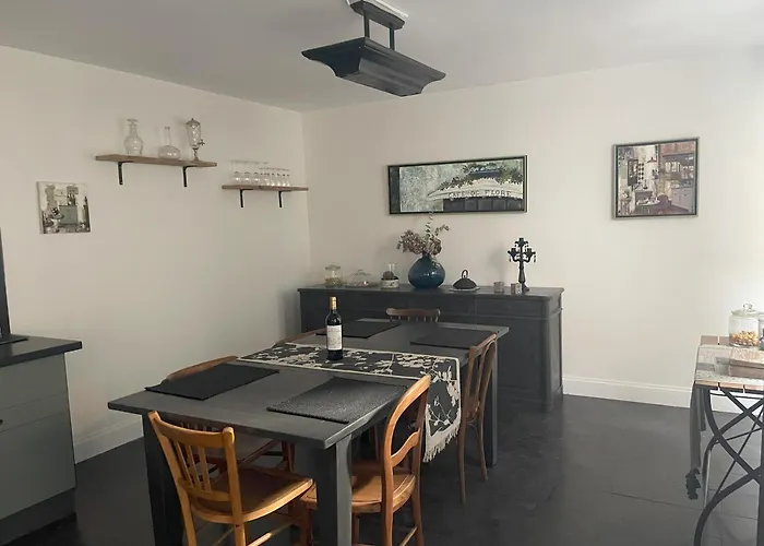 别墅 Artist's - & Private Courtyard - 200m2 巴黎