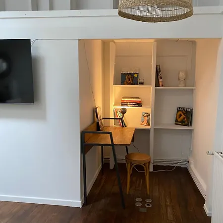 Villa Artist's - & Private Courtyard - 200m2 Paris